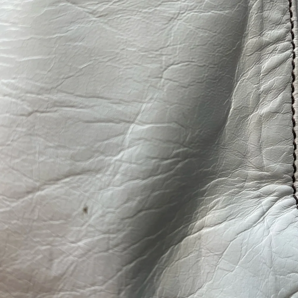 Miu Miu white leather hobo bag - Picture 13 of 15